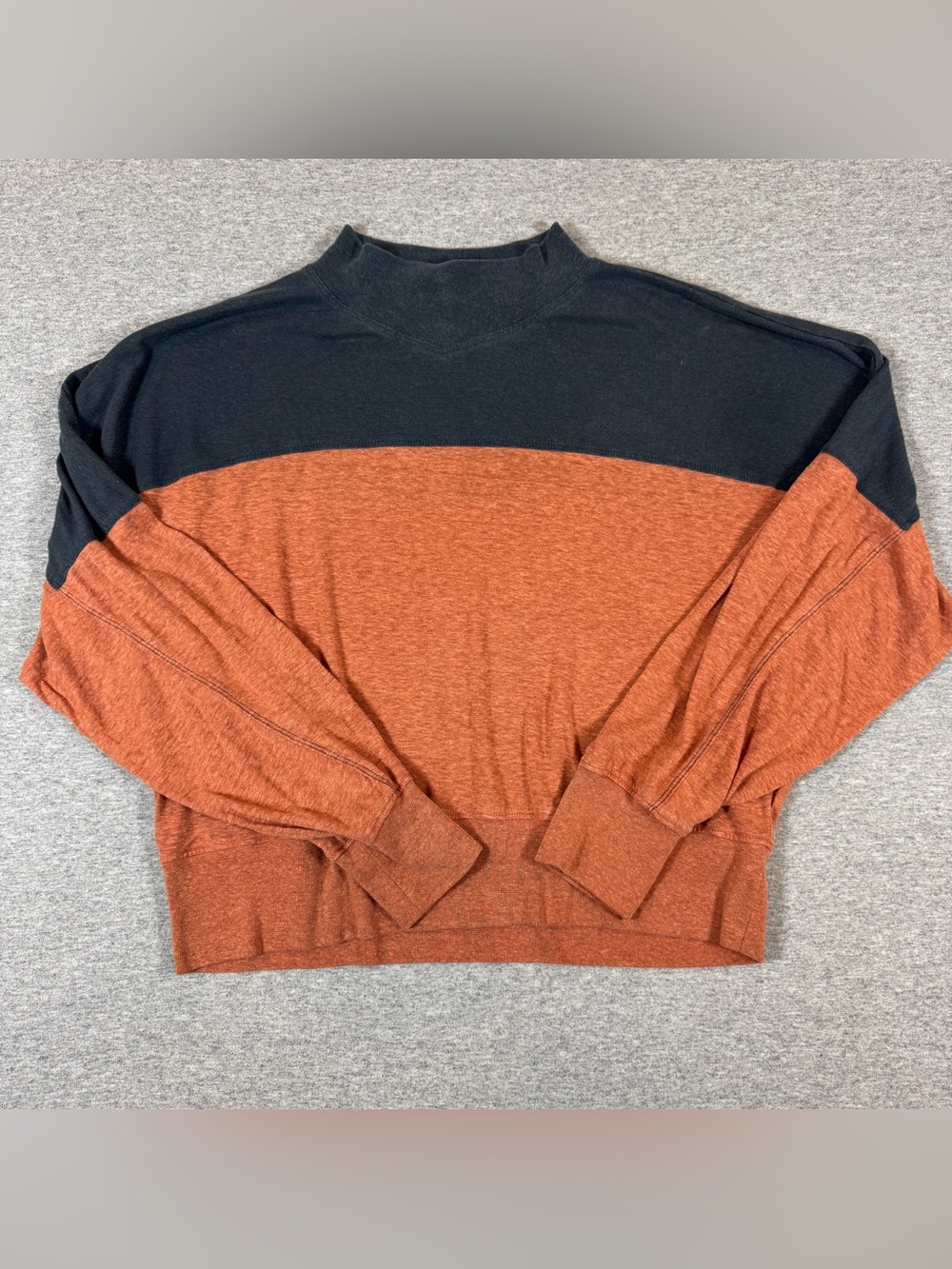 Prana Womens L Long Sleeve Mock Turtle Neck Sun Shirt Lightweight Soft Comfy